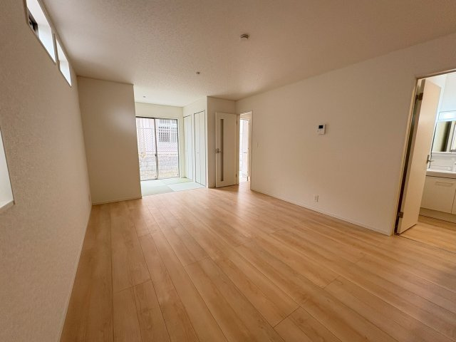 CG宜野湾市大山第3-1号棟　＼☆ご成約時キャッシュバック☆／の居間・リビング|サンプル写真となります。