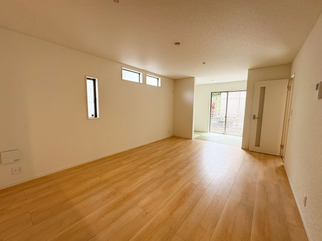 CG宜野湾市大山第3-2号棟　＼☆ご成約時キャッシュバック☆／の居間・リビング|サンプル写真となります。