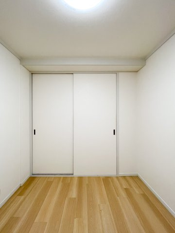 夙川第3コーポラスの洋室