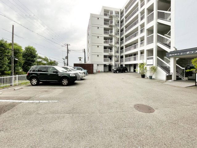夙川第3コーポラスの駐車場|駐車場です