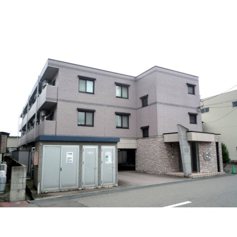 ルシェリア高木の外観