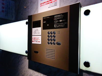 【エントランス】 | ステージファースト明大前アジールコート