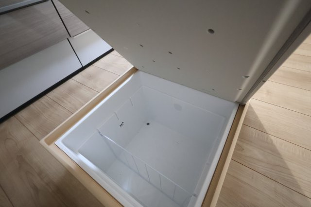 《仲介手数料無料》練馬区三原台２丁目17-22(全1戸)新築一戸建てずっとプラスのキッチン|撮影日 2025年11月29日 12:50 晴れ