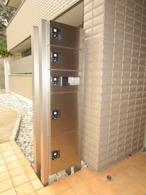 船橋市西船１丁目の賃貸マンションのロビー|★宅配BOX★