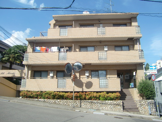 エール箕岡の外観