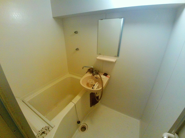 エール箕岡の浴室