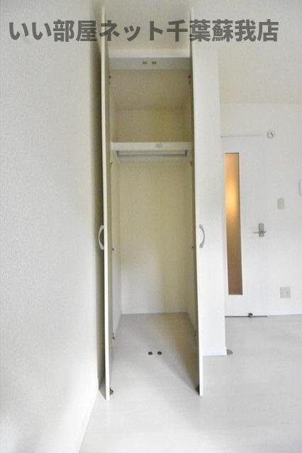 フォレストツインハウスⅡA棟の収納|便利な収納スペースです