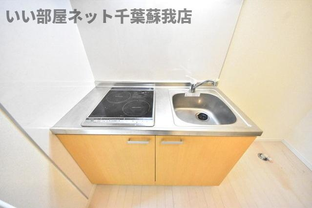 フォレストツインハウスⅡA棟のキッチン|お料理しやすいキッチンです