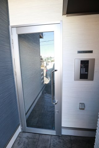 BestStage拝島のエントランス