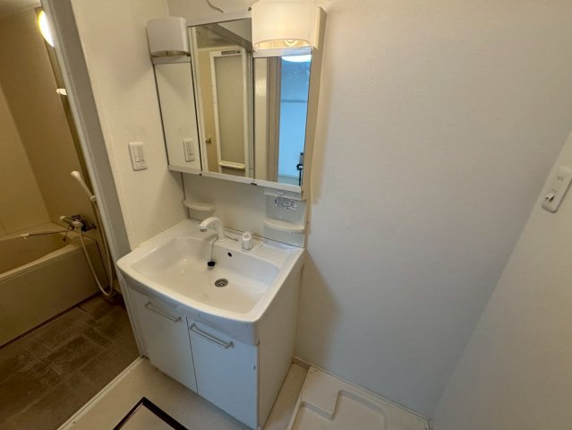 エミネンス蛍池の洗面所