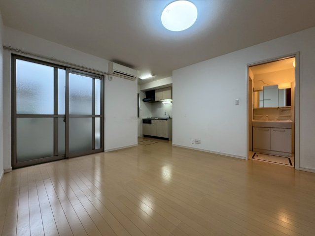 エミネンス蛍池の居間・リビング