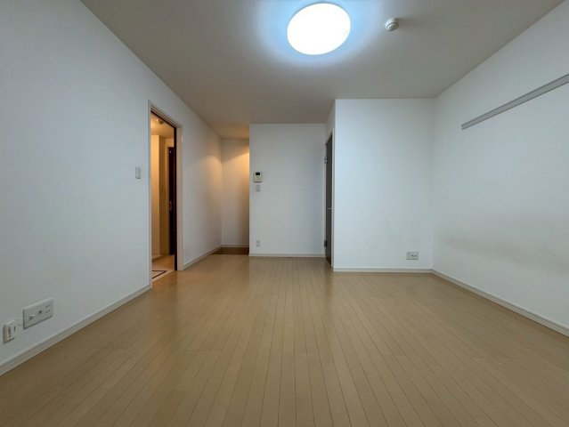 エミネンス蛍池の居間・リビング