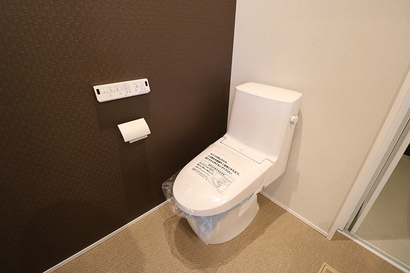 Garesidence木更津 The Retreatのトイレ|ウォシュレット付きトイレ