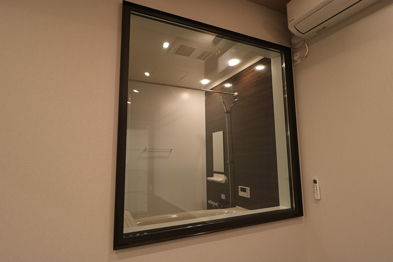 Garesidence木更津 The Retreatのその他|愛車を眺められる浴室窓