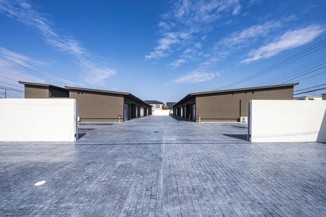 Garesidence木更津 The Retreatの外観|敷地入口にはゲートがあり、安心です。