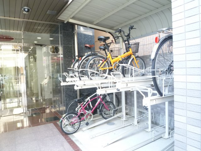 サンキャドマスMinaimi.堀江の駐車場