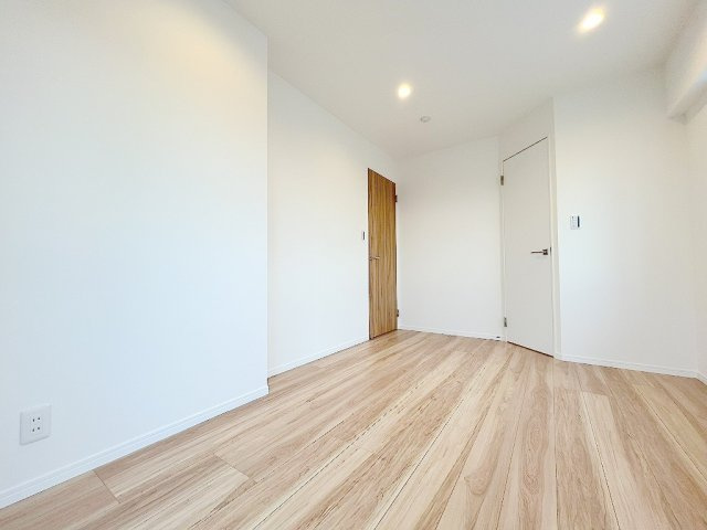 ライオンズプラザ三郷の洋室|WICが付いた洋室6.8帖