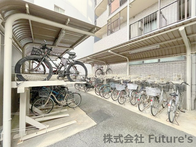 ライオンズプラザ三郷の駐輪場|駐輪場・空有（要料金確認）