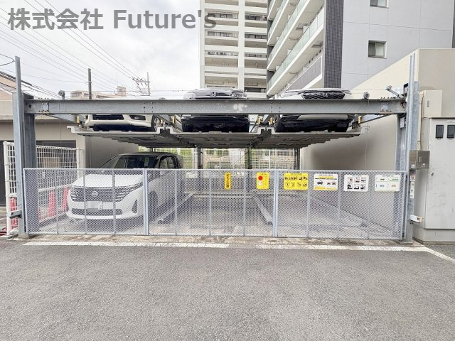 ライオンズプラザ三郷の駐車場|機械式駐車場（要空き・料金確認）