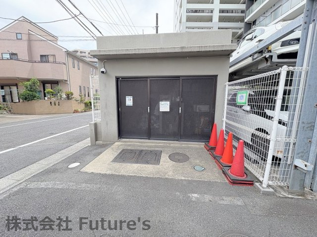 ライオンズプラザ三郷のその他共用部分|敷地内ゴミ置場