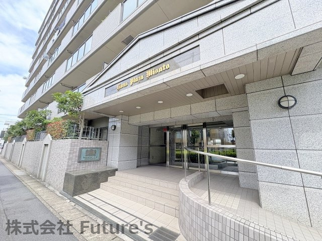 ライオンズプラザ三郷のエントランス|マンションエントランス