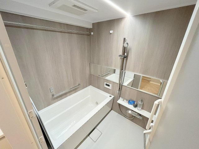 ライオンズプラザ三郷の浴室|追焚・浴室暖房乾燥機付きのお風呂でゆったりバスタイム