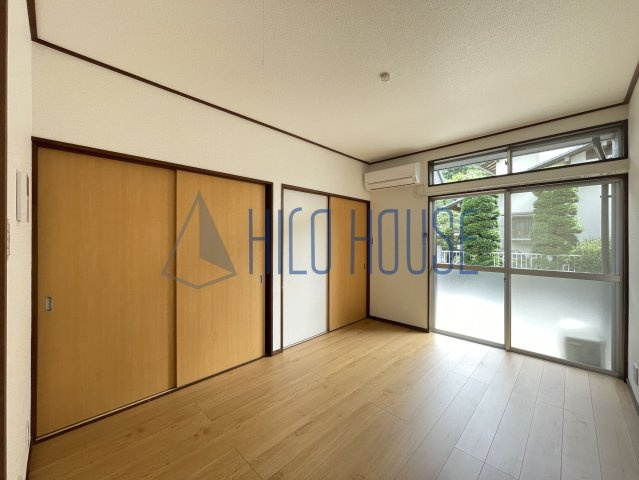 グリーンテラス橋本の居間・リビング