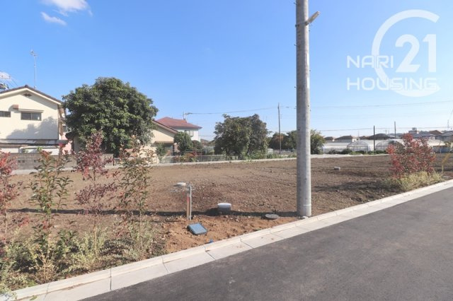 【前面道路含む現地写真】 | あきる野市伊奈　売地　全16区画　12号区 | 前面道路含む現地写真です