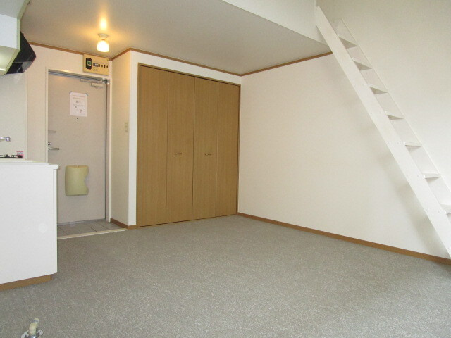 メゾンコーワの居間・リビング