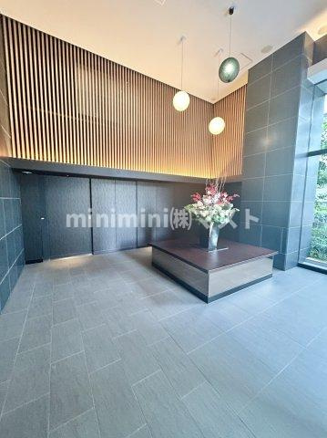 ジオ新町レジデンスのロビー