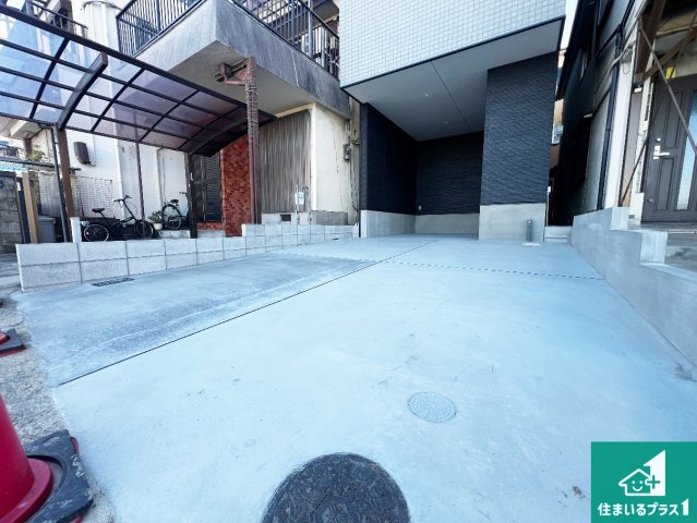 堺市東区北野田　新築一戸建ての駐車場|駐車スペース！散水栓があるので、こまめに愛車を洗えます！