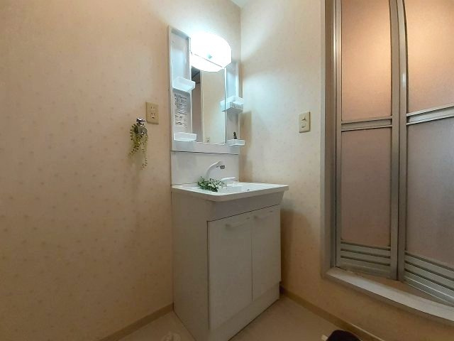 ルクスエテルナ・うとの独立洗面台