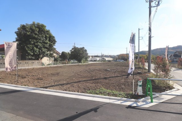 【前面道路含む現地写真】 | あきる野市伊奈　売地　全16区画　14号区 | 幅員約5.0ｍ！