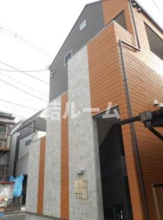 北区滝野川３丁目のアパートのエントランス