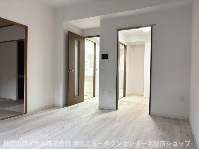 【居間・リビング】