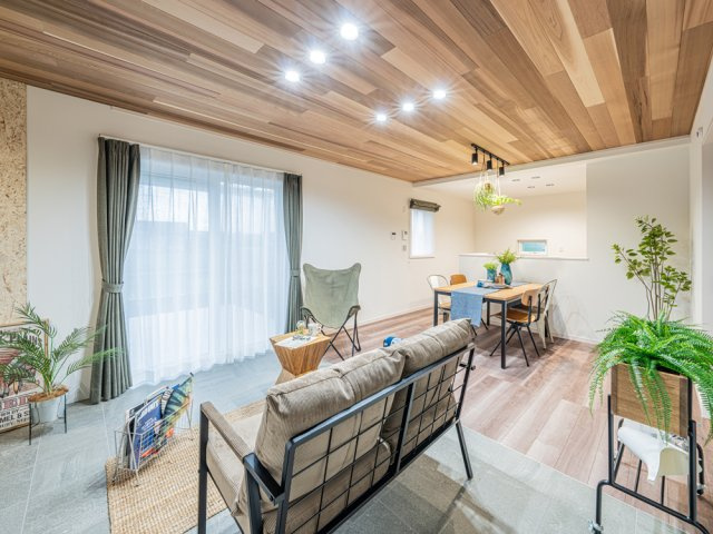 【居間・リビング】