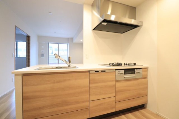 【キッチン】 | 【キッチン】カウンターキッチンとなっており、景色を楽しみながらお料理していただけます◎