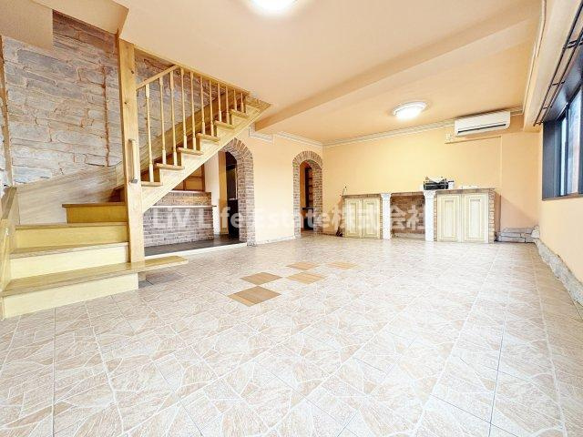 斎木ビルの居間・リビング