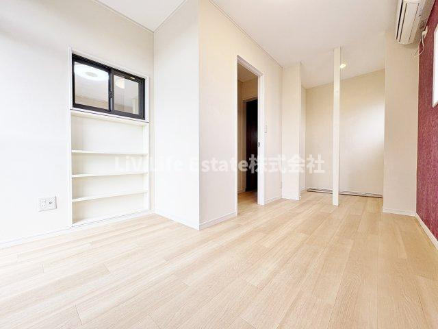 斎木ビルの洋室