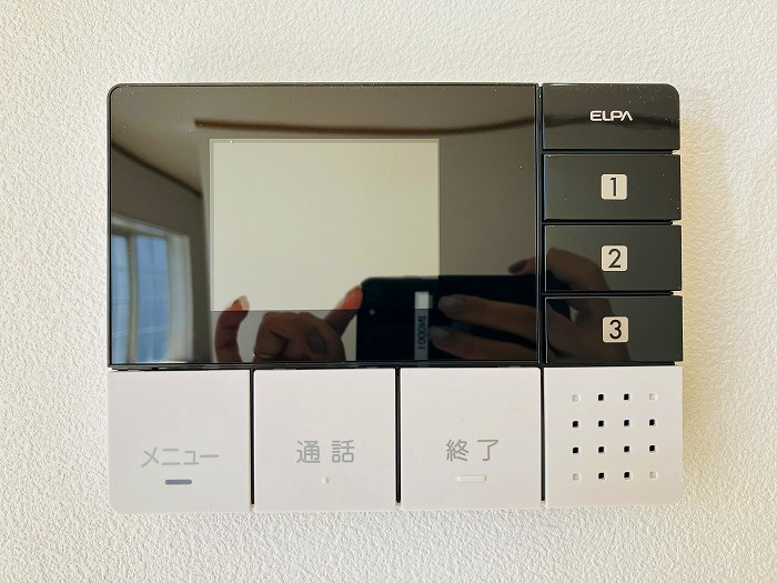 【中古住宅】名古屋市緑区滝ノ水4丁目　のセキュリティ|モニターホン付きに新品交換済みで来客時も安心です。