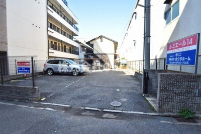 【駐車場】 | ルミエール１４