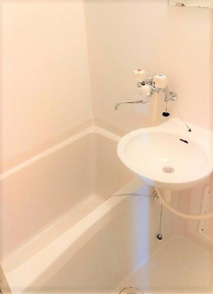 【浴室】 | レオパレスセゾン | コンパクトで使いやすいお風呂です