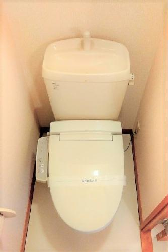 レオパレスセゾンのトイレ|コンパクトで使いやすいトイレです