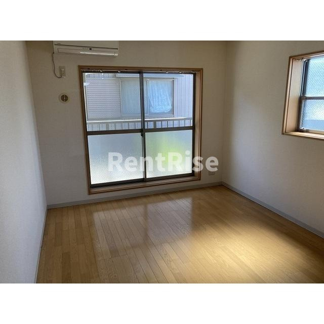 エクセランス小池Ⅱの居間・リビング