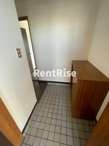 メゾンドSKⅡの玄関