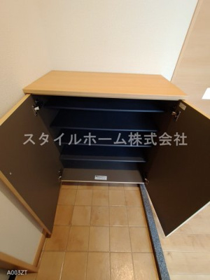 【玄関】 | ラヴィータミユキ | イメージ写真です。