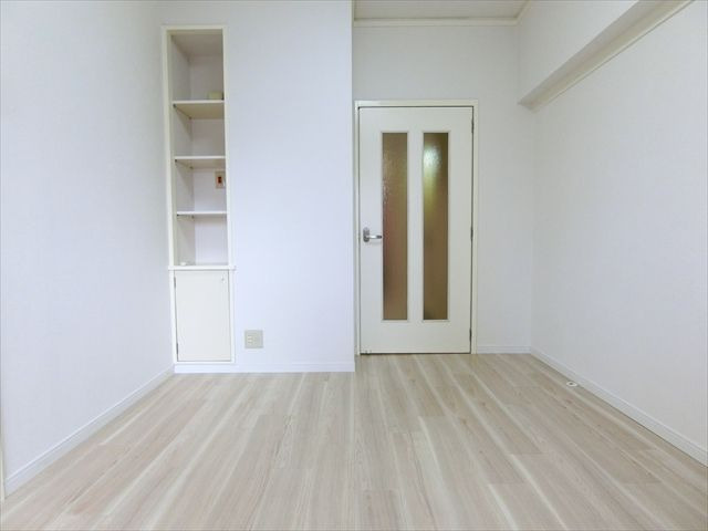 みやびコーポの居間・リビング