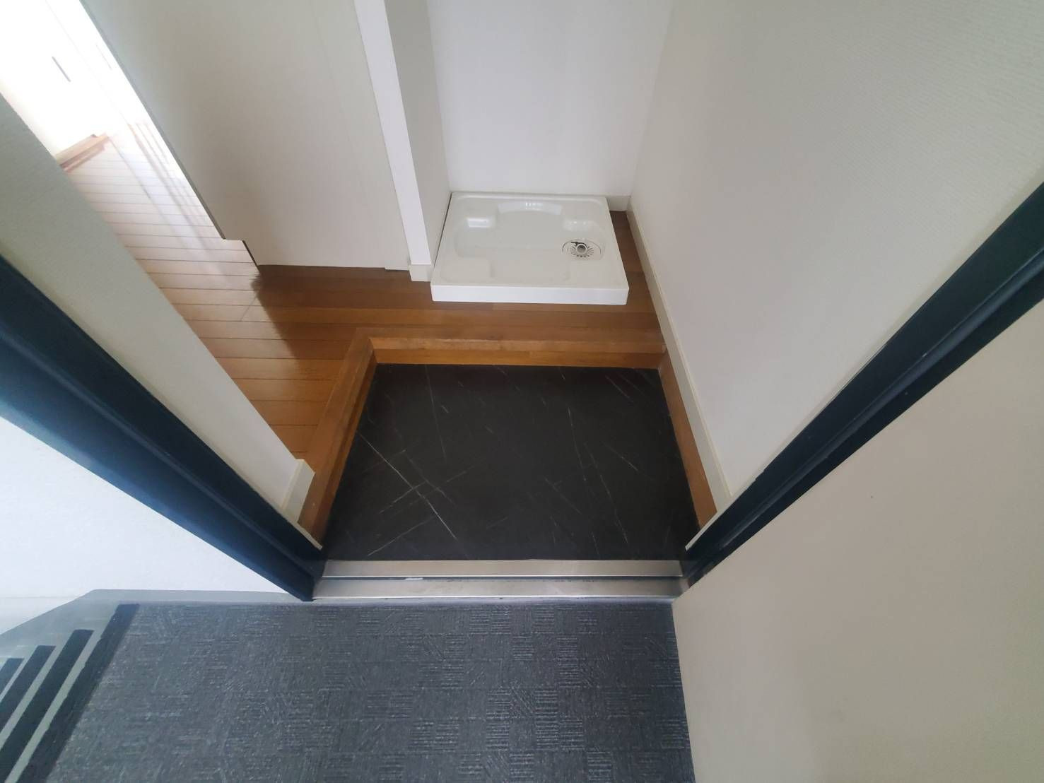 サンマルク藤崎の玄関