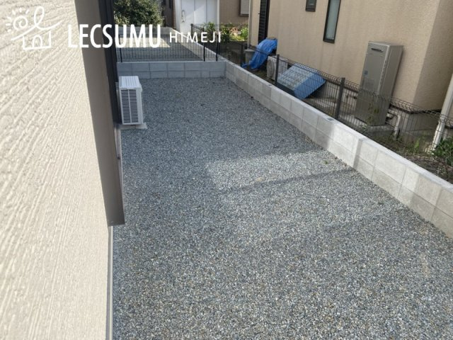津田小学校前Ⅱの庭