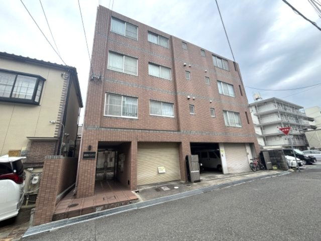 坂田ハイツの外観